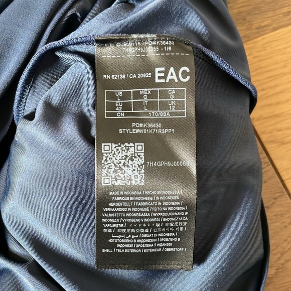 Guess Edrea Ruffled Cold Shoulder Dress Bodycon Navy Blue Size Large NWOT - Picture 9 of 12